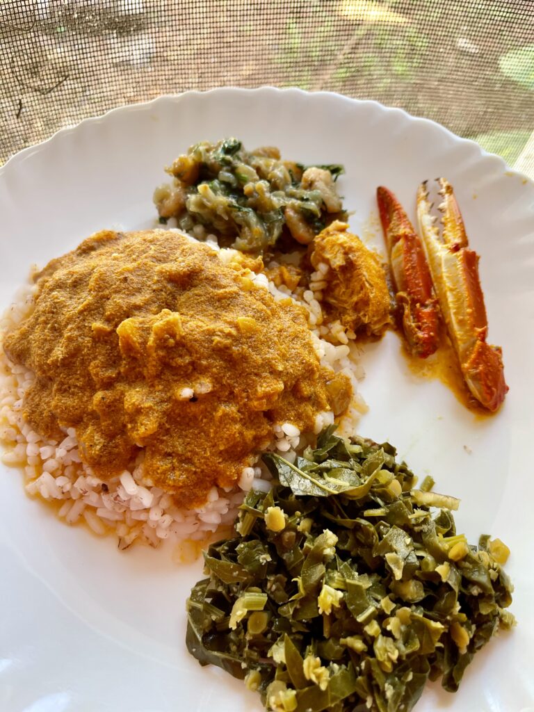 A lunch plate served in a typical Goan home